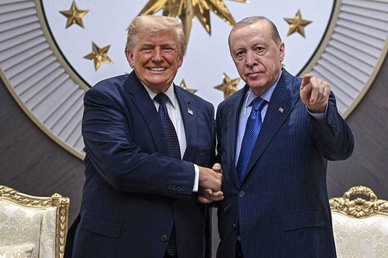 ABD Başkanı Trump, Ankaraya geldi: İşte Cumhurbaşkanı Erdoğan ve Trump arasında geçen ilk konuşma