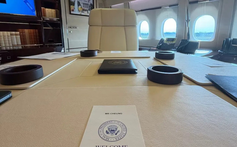 400 milyon dolarlık uçak ABD Başkanı Trump yeni Air Force One uçağıyla Türkiyeye geldi