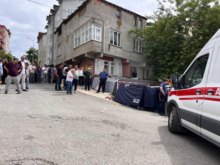 Orduda arazi anlaşmazlığı kanlı bitti: Ağabeyi, yengesi ve yeğenini öldürüp kaçtı Olay anının görüntüleri ortaya çıktı