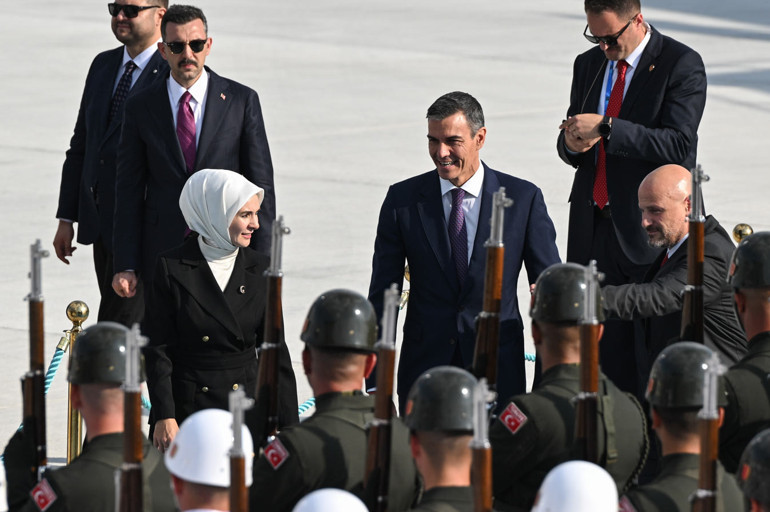 Liderlerin NATO Zirvesi kapsamında Ankaraya gelişleri sürüyor