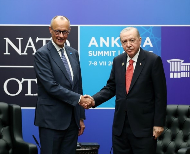 NATOda diplomasi trafiği: Cumhurbaşkanı Erdoğandan peş peşe görüşmeler