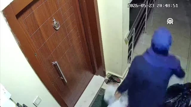 Arkadaşı emanet etti, eşi yanlışlıkla çöpe attı: Duyunca başından aşağı kaynar sular döküldü | 15 ton atığın içinde aradı