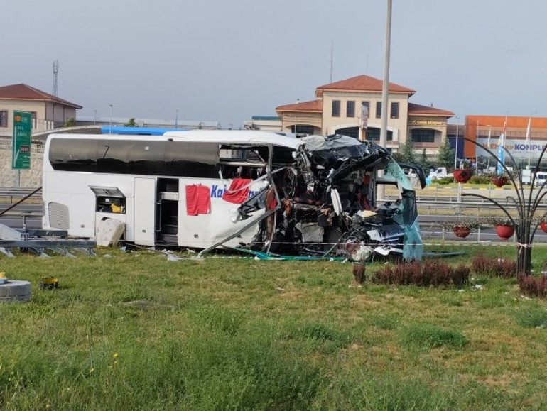 1 ölü 11 yaralı taburcu oldu