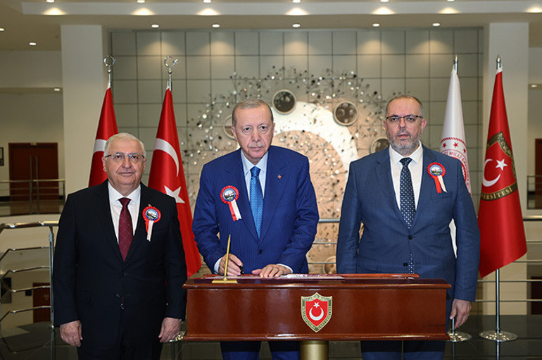 Cumhurbaşkanı Erdoğan: Milli güvenlikten taviz vermeyiz Yeni sistemin kutupbaşlarından biri olma yolunda ilerliyoruz