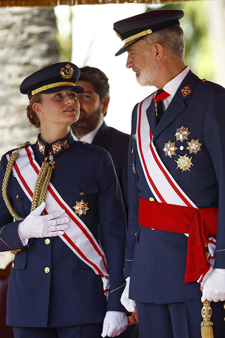 Tezkereyi aldı