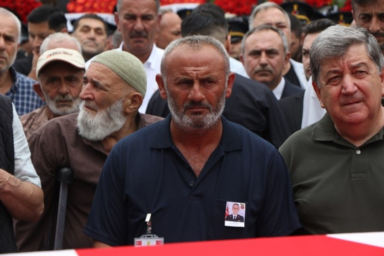 Şehit uzman çavuş, memleketinde toprağa verildi