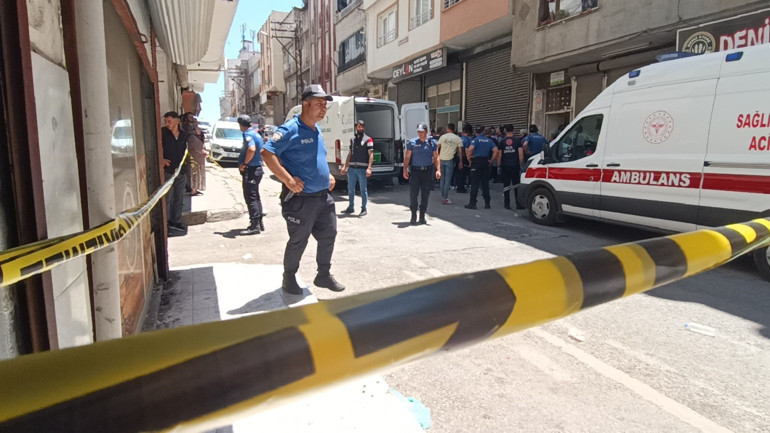 Cezaevinden izinli çıktı, eski eşini öldürüp yaşamına son verdi