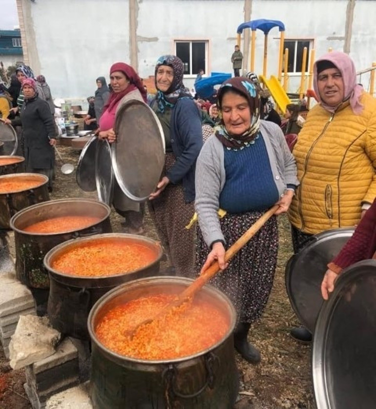Bir kazan, binlerce hikâye