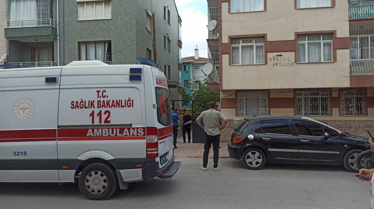 Konya’da vahşet Tartıştığı üvey annesi ve kız kardeşini bıçakla keserek öldürdü