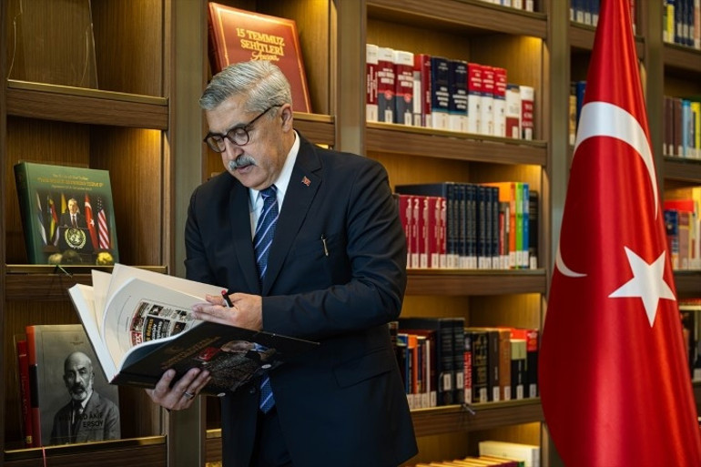  FETÖ darbe girişimi önceki darbeler gibi bir darbe değildir