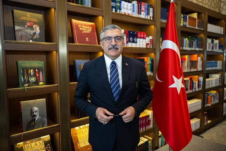  FETÖ darbe girişimi önceki darbeler gibi bir darbe değildir