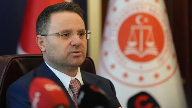 Hiçbir yapı devletin denetiminden muaf değildir
