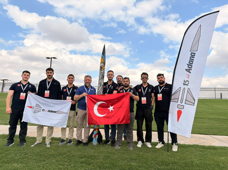 ÇÜ’ye ABD’den büyük gurur 1.5 Adana Roket Takımı dünya ikincisi oldu