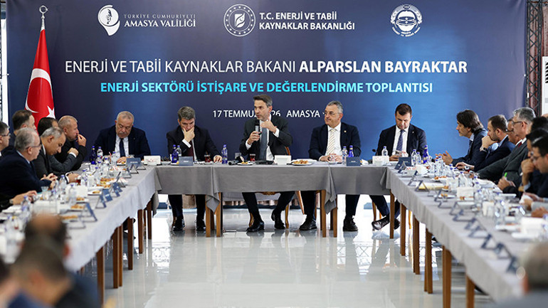 Bakan Bayraktar Amasya’da konuştu: Dışa bağımlılığı bitirdiğimizde Türkiye çok daha müreffeh olacak