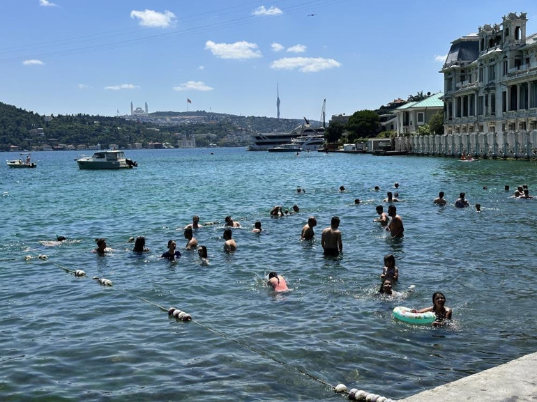  Sucuk gibi kavruluyoruz