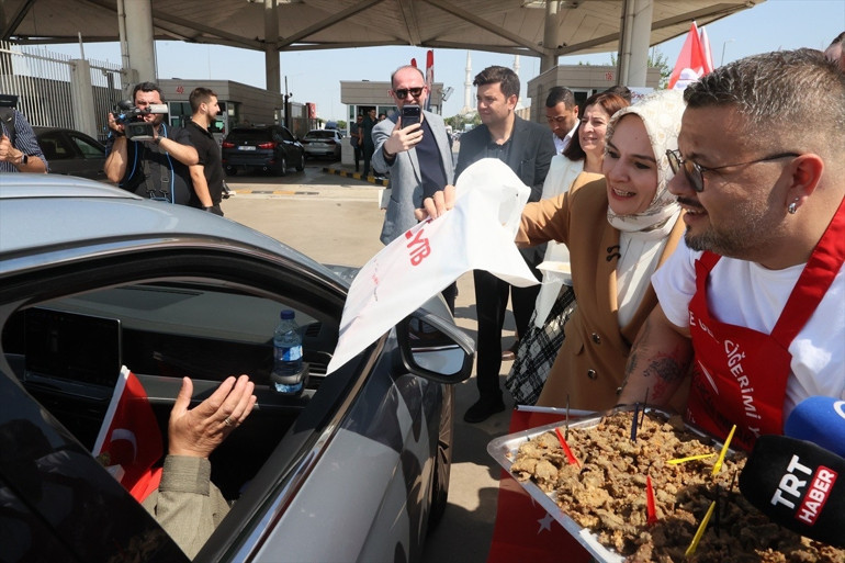 Kapıkulede hareketlilik 289 bin araç Türkiye’ye giriş yaptı