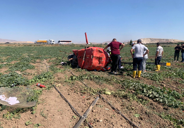 Son dakika... Ankarada eğitim helikopteri düştü: 1 can kaybı, 1 yaralı