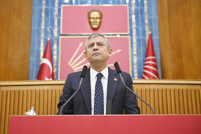 Olumlu ve olumsuz taraflarıyla Yeni Parti
