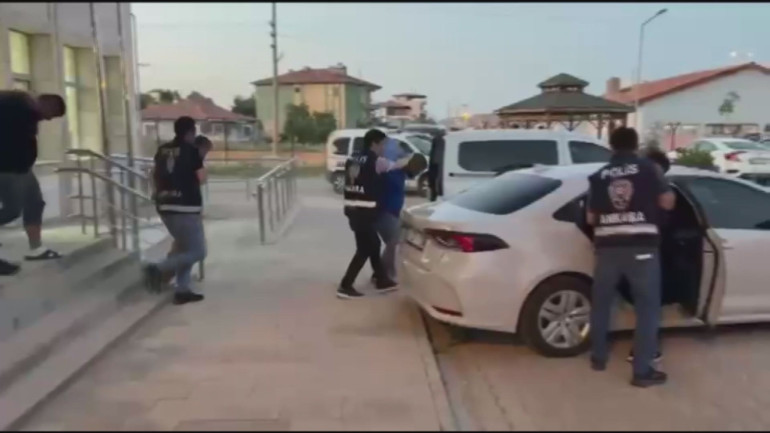Evini satan vatandaşın 2 milyon lirasını çaldılar 7 şüpheli gözaltına alındı