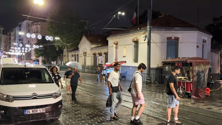 Meteorolojiden kuvvetli yağış, fırtına, toz taşınımı uyarısı