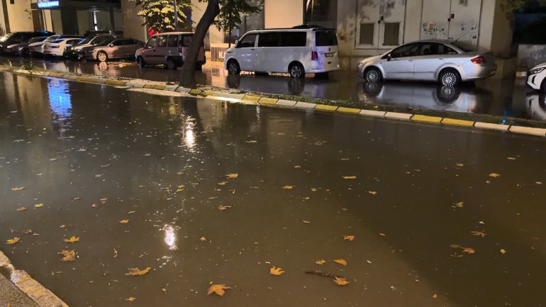 Meteorolojiden kuvvetli yağış, fırtına, toz taşınımı uyarısı