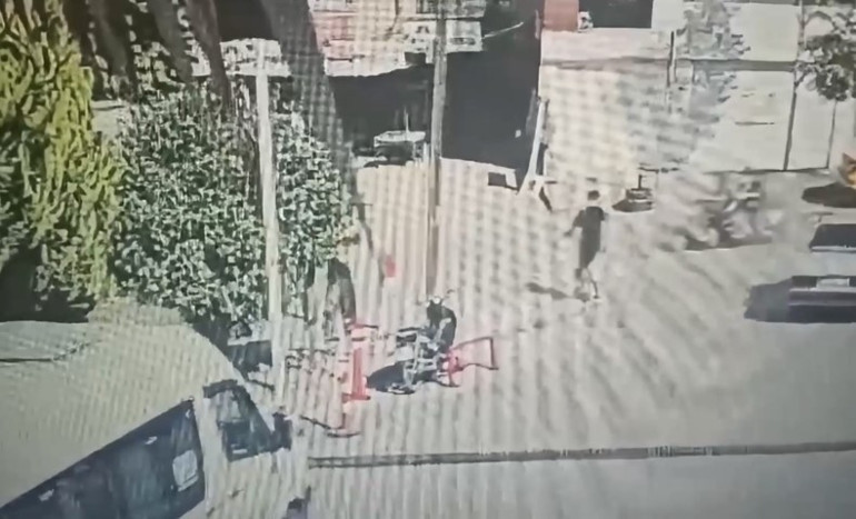  Aralarındaki ilişkiyi öğrenince aracında vurdu