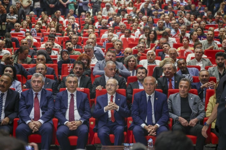  Şeytanın aklına gelmeyecek bir şey, iki kişi bilebilir