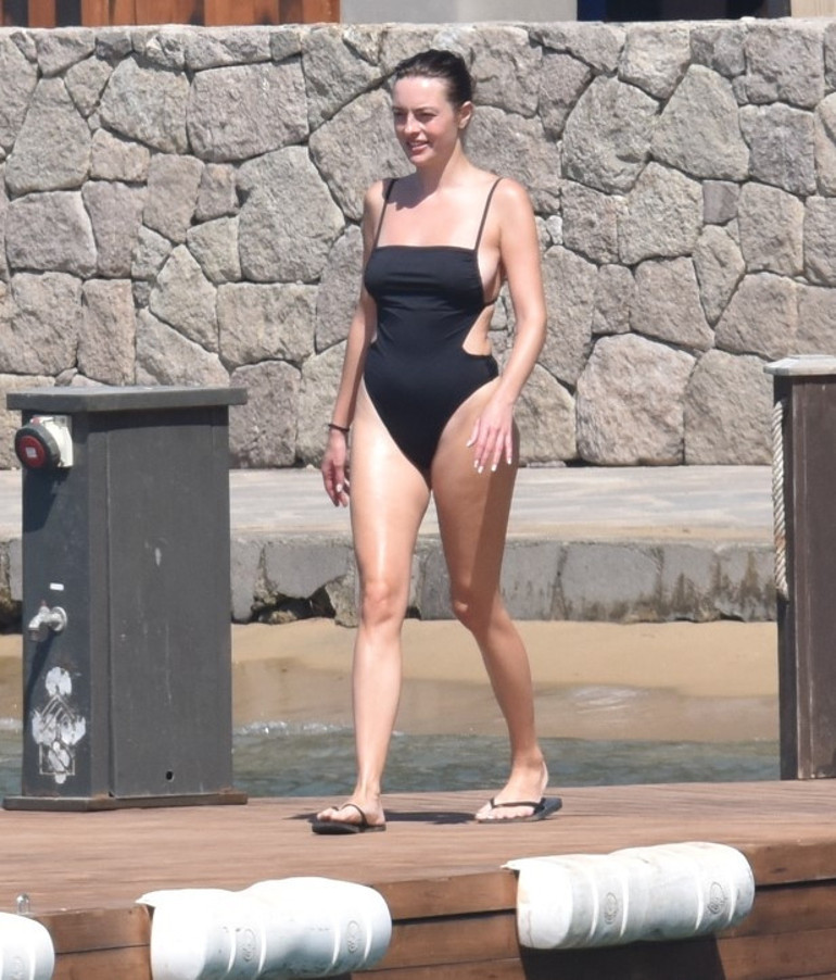 Melis Sezen tatilde