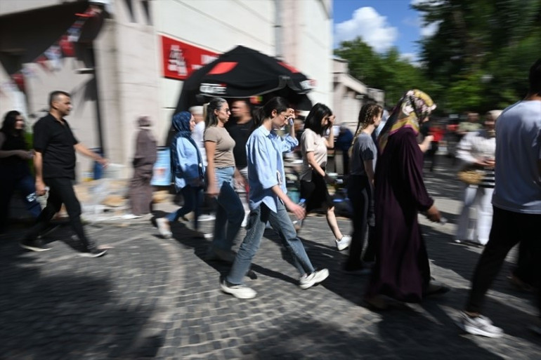 Mesleğe giriş için büyük maraton: MEB Akademi Giriş Sınavı tamamlandı