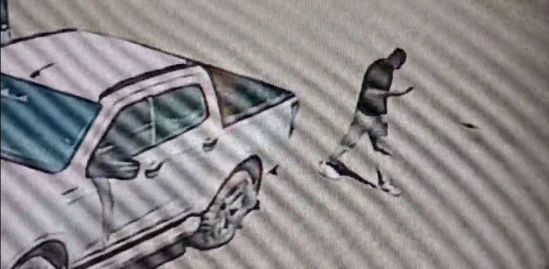  Şantiyedeki motosikleti ittirerek böyle çaldı