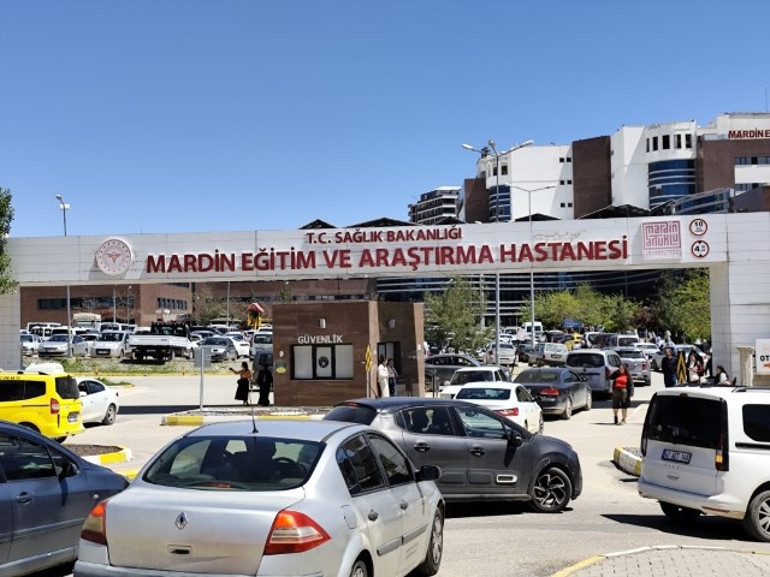 Otomobil ile kamyonun çarpıştığı kazada ölü sayısı 3e çıktı