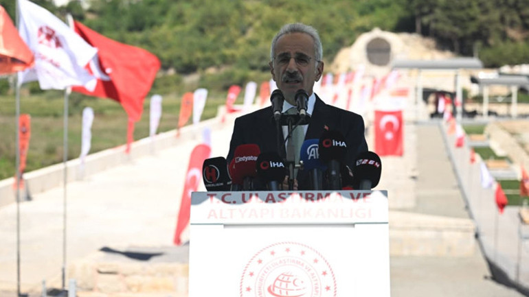 1500 yıllık tarihi köprüsü yeniden hizmete açıldı