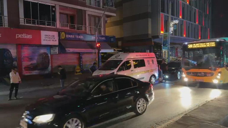 Eyüpsultanda oto galeriye silahlı saldırıda ölen Ensar Sever son yolculuğuna uğurlandı