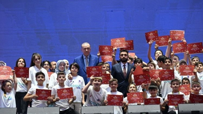  Gençlik bu milletin atardamarıdır