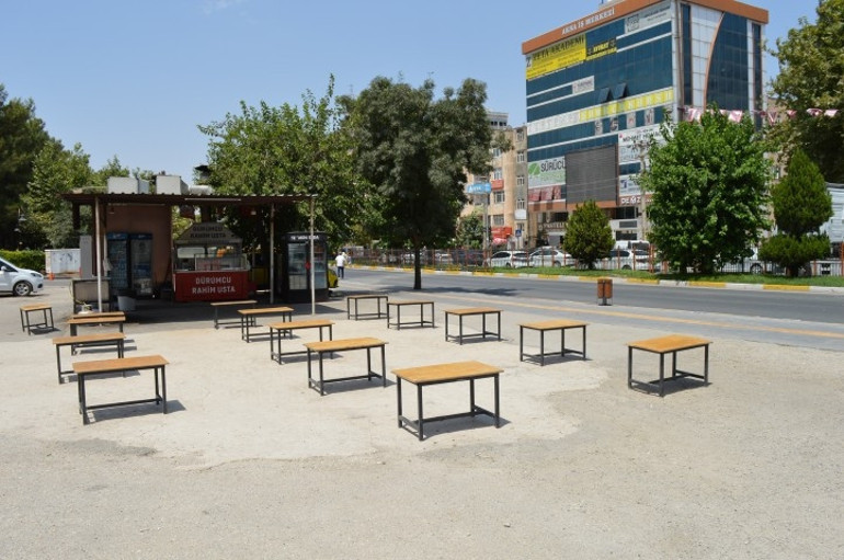 Mardinde termometreler 44 dereceyi gördü; cadde ve sokaklar boş kaldı