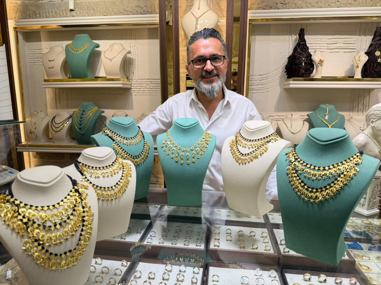 Iğdırın asırlık mirası Karabatak kolyesi yeni neslin gözdesi oldu