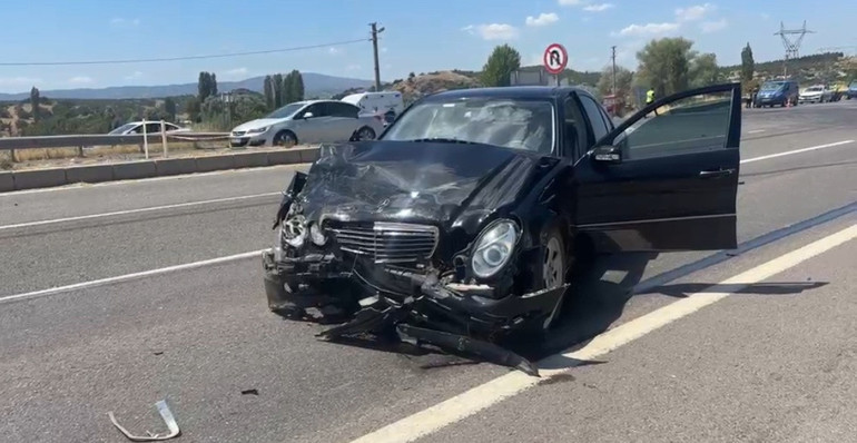 1 ölü, 1i çocuk 4 yaralı