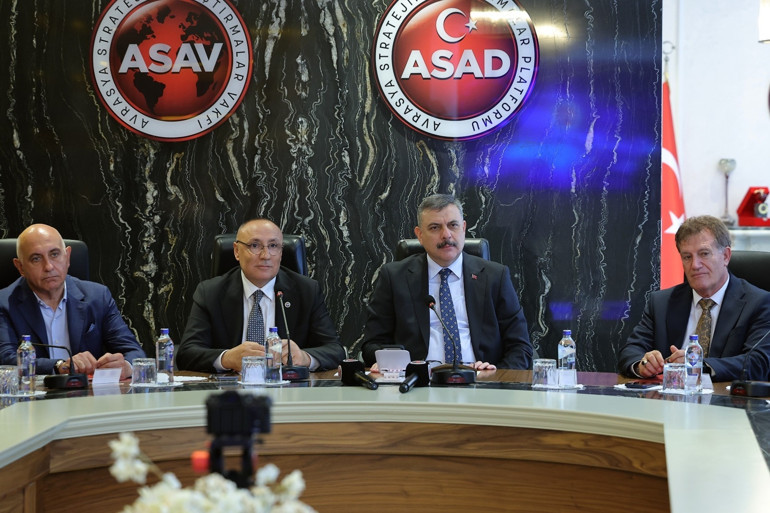  Yurt içinde yurt dışında neredelerse mücadelemiz devam edecek