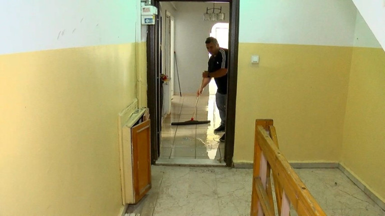 Alt kattakilere aylardır kabusu yaşatıyor