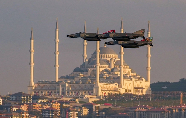 Avrupanın en güçlüleri açıklandı Türkiyenin sırası dikkat çekti...