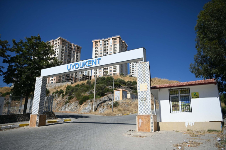  Anne ve 2 çocuğunu bıçaklayan baba-oğul tutuklandı