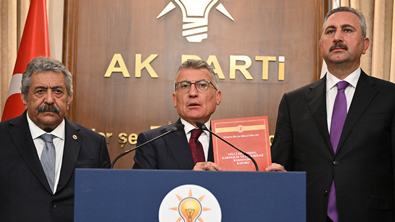Terörsüz Türkiyede kritik gün | AK Partiden açıklama: 360a yakın imza ile teklifimizi arz ettik
