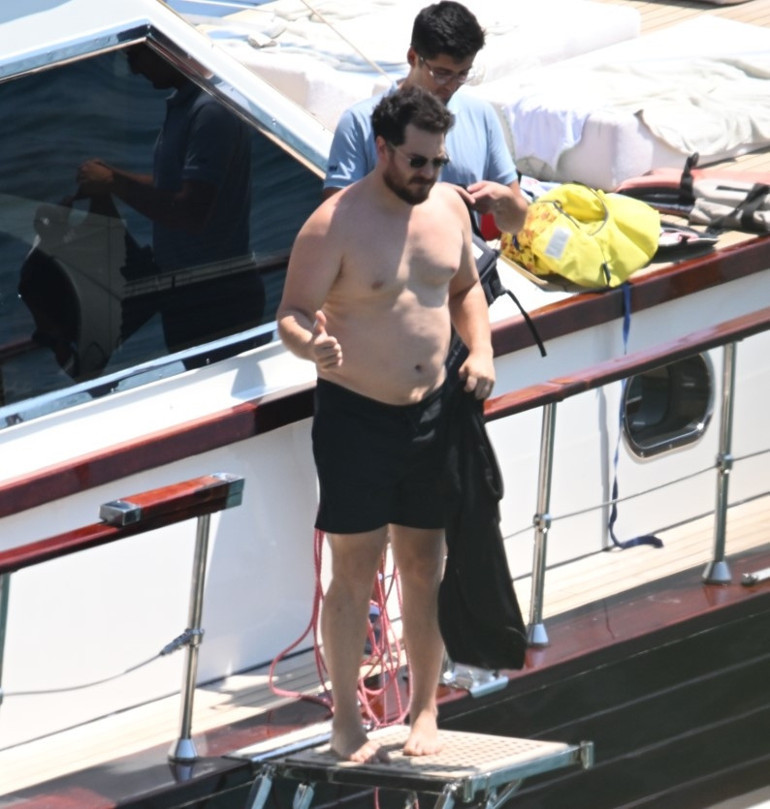 Bodrumda aşk molası... Çağatay Ulusoy ve Aslıhan Malbora tatilde