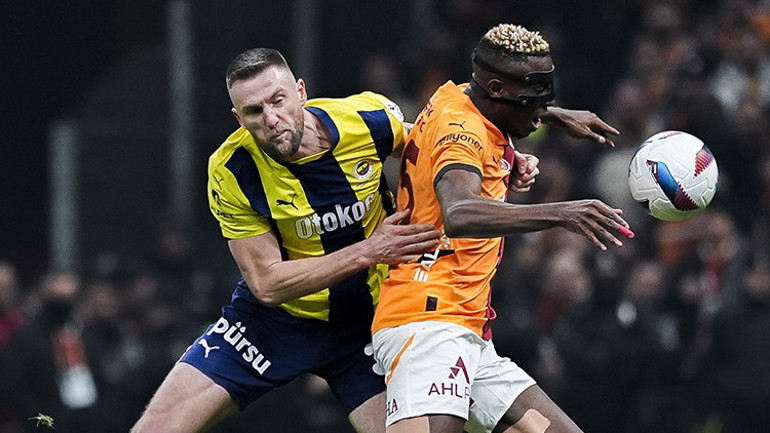Galatasaray ve Fenerbahçe, Avrupada da nefes nefese