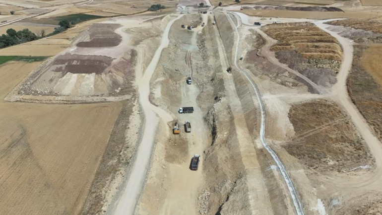 7 saatlik yol 1 saat 45 dakikaya düşecek Dev projenin yüzde 50si tamam