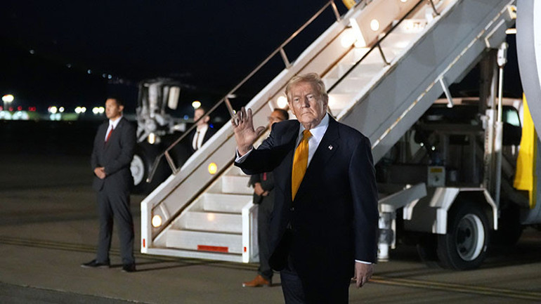 Trumpın uçak bilmecesi çözüldü: Üst düzey isim görevden alındı