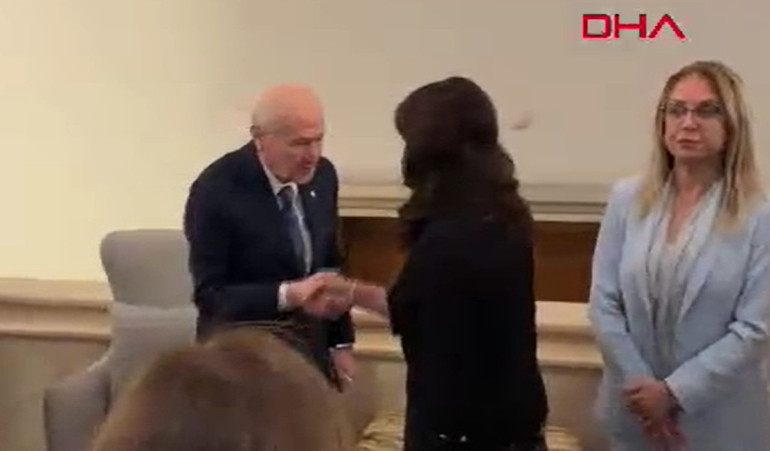 Son dakika haberi Mecliste tarihi oturum... Terörsüz Türkiye Yasası kabul edildi