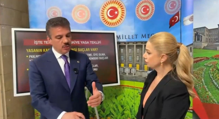 Son dakika haberi Mecliste tarihi oturum... Terörsüz Türkiye Yasası kabul edildi