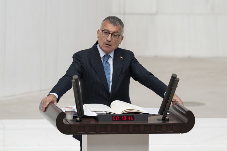 Son dakika haberi Mecliste tarihi oturum... Terörsüz Türkiye Yasası kabul edildi