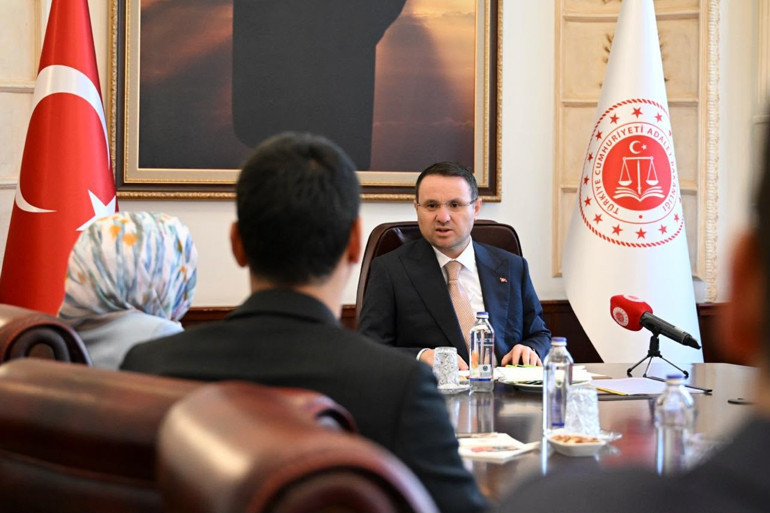 Bakan Gürlek’ten dikkat çeken Muhsin Yazıcıoğlu açıklaması: Olaydan önce ABD’ye gittiler